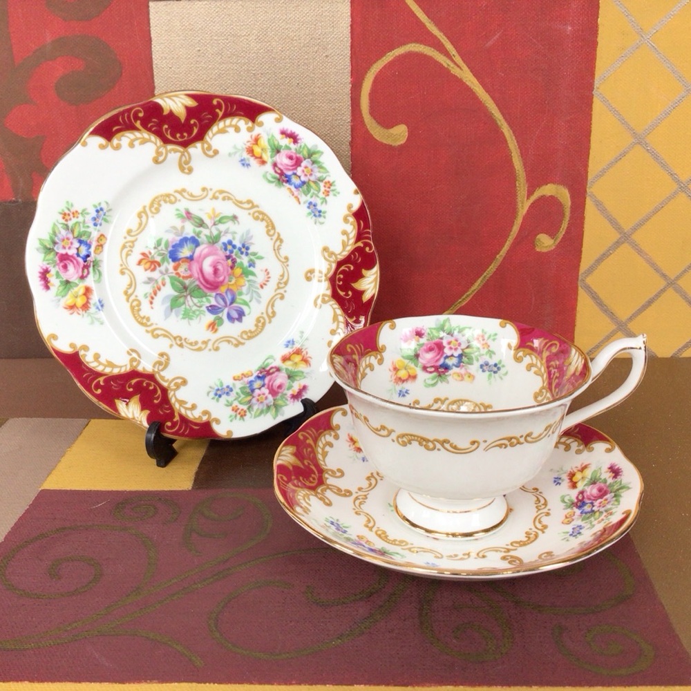 Royal Albert Cantebury Teacup Saucer And Plate